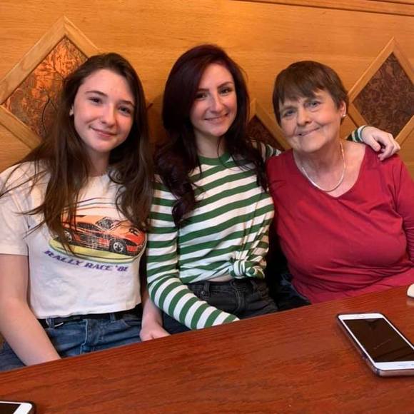 Meet your Posher, Paige - Picture 1 of 1